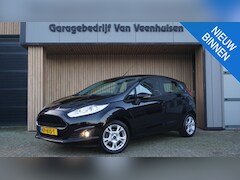 Ford Fiesta - 1.0 81pk 5Drs Style Ultimate Navi Airco Cruise Control 15inch LM PDC Elek.Pakket *NL auto*