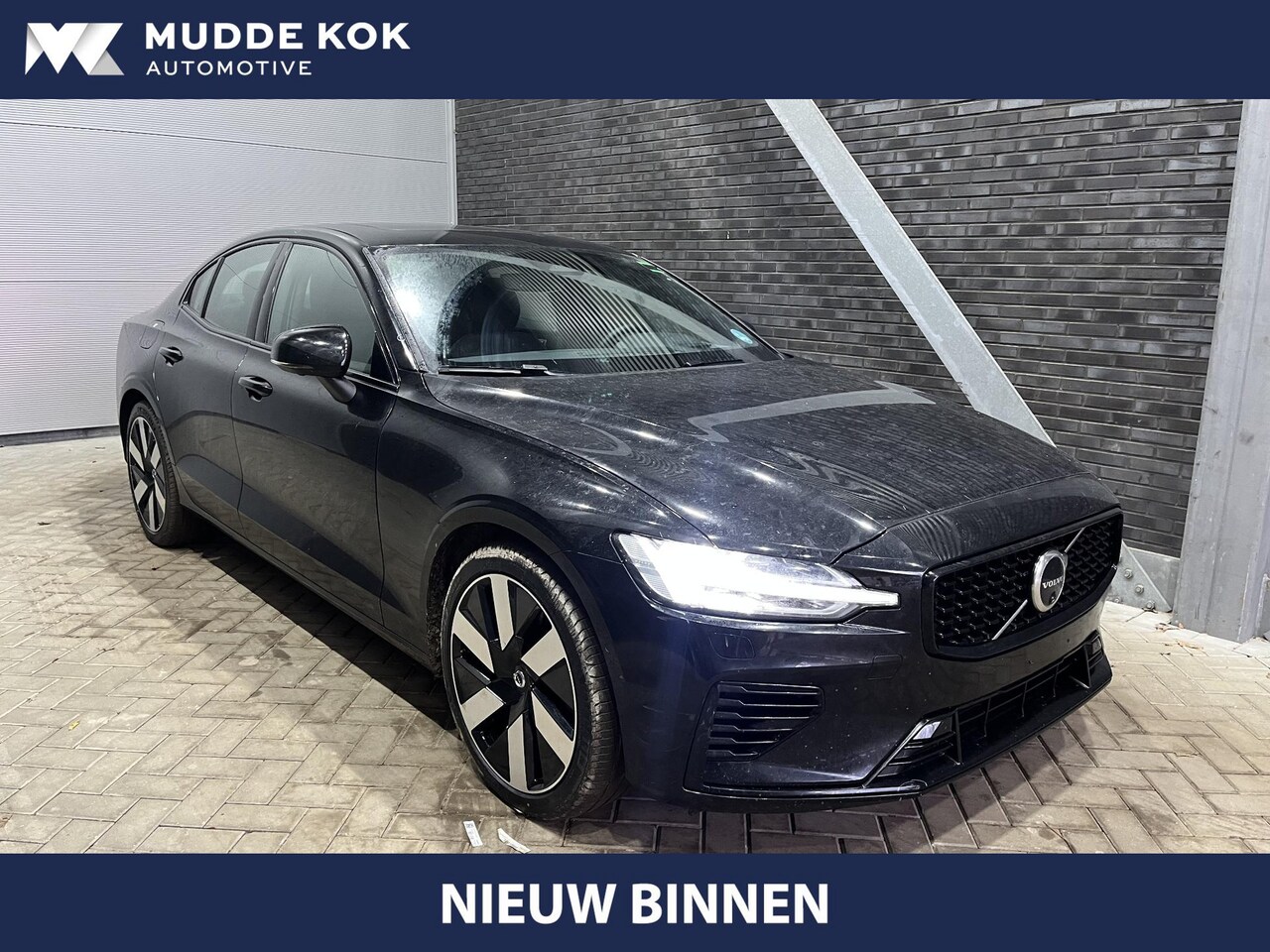 Volvo S60 - T8 Recharge Ultimate Dark | Long Range | Bowers&Wilkins | 360° Camera | ACC | Head-Up | BL - AutoWereld.nl