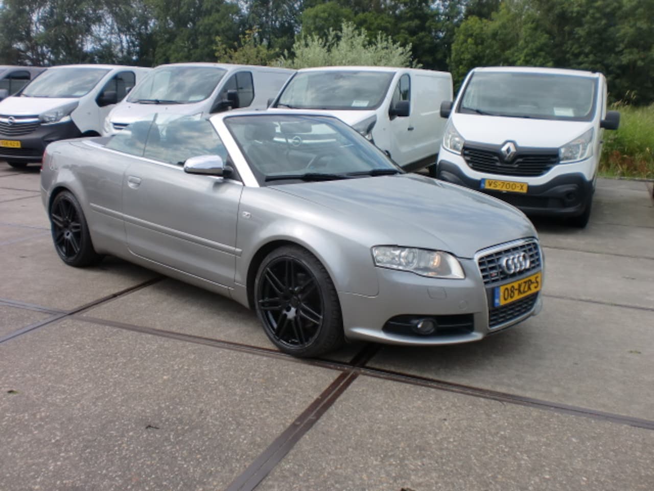 Audi A4 Cabriolet - 2.4 V6 125KW SPORT AUT BJ2002 APK7-25 - AutoWereld.nl