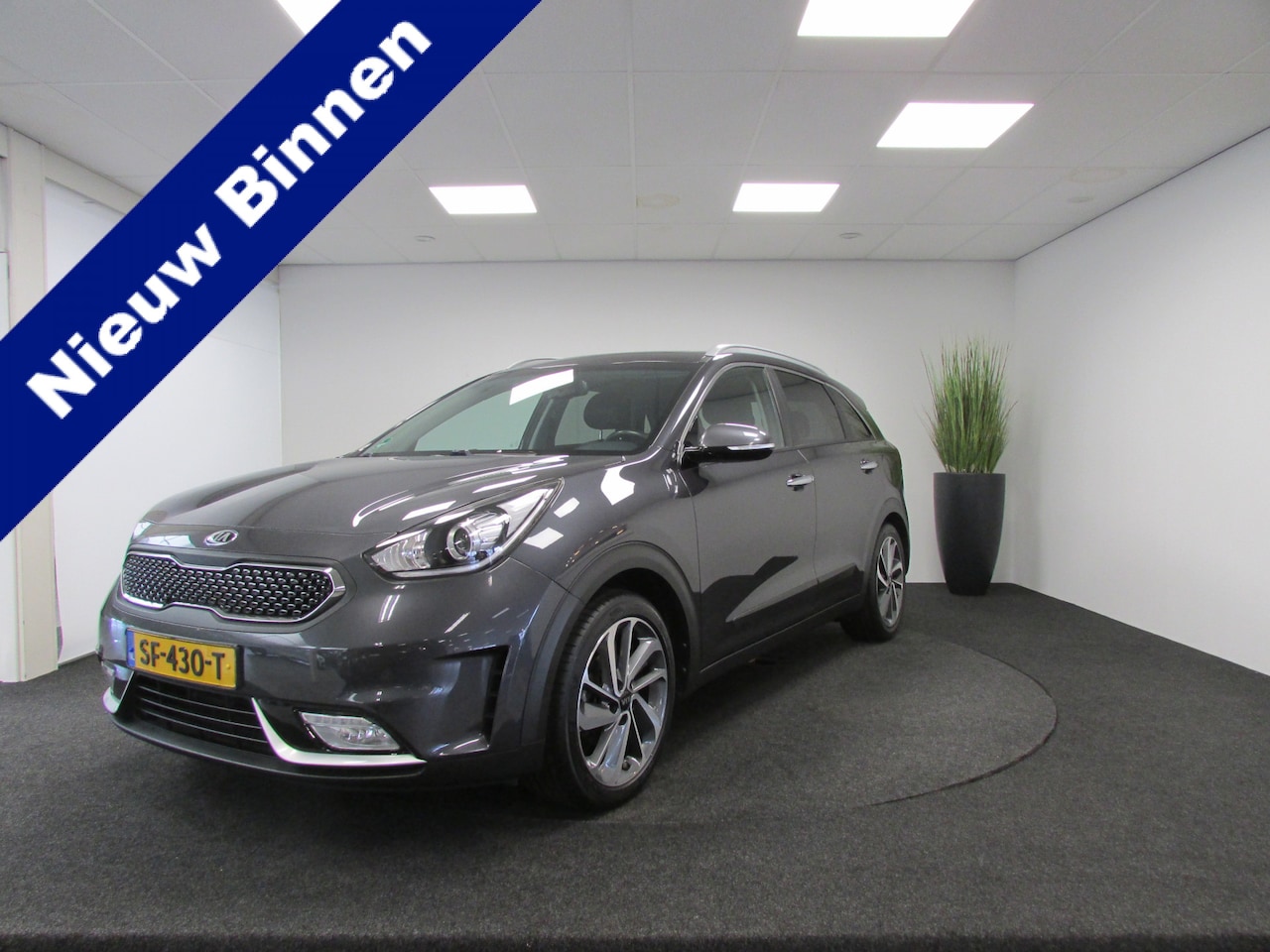 Kia Niro - 1.6 GDi Hybrid Edition I Dealer onderhouden I Apple Carplay I Schuif- kanteldak - AutoWereld.nl