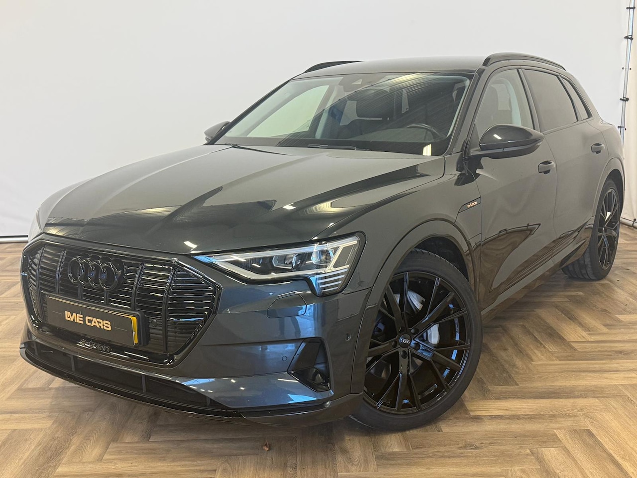 Audi e-tron - e-tron 55 quattro Pro Line 55 quattro Pro Line, DEALER ONDERHOUDEN, INRUIL MOGELIJK - AutoWereld.nl