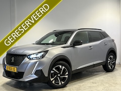 Peugeot 2008 - 1.2 PureTech Allure Pack | Navigatie/Android/Apple Carplay | LM Velgen 17" | PDC Achter |