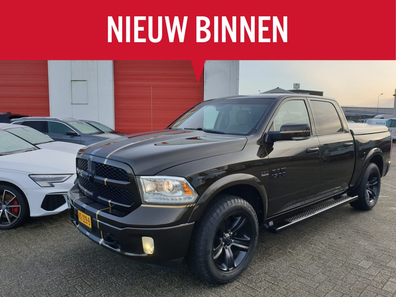 Dodge Ram 1500 - 5.7 V8 Hemi Quad Cab 6'4 Facelift - AutoWereld.nl