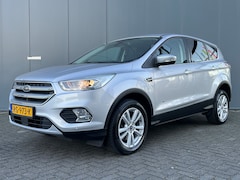 Ford Kuga - 1.5 EcoBoost 4x4 Automaat Titanium Camera | Trekhaak | Navigatie | Parkeersensoren | Cruis