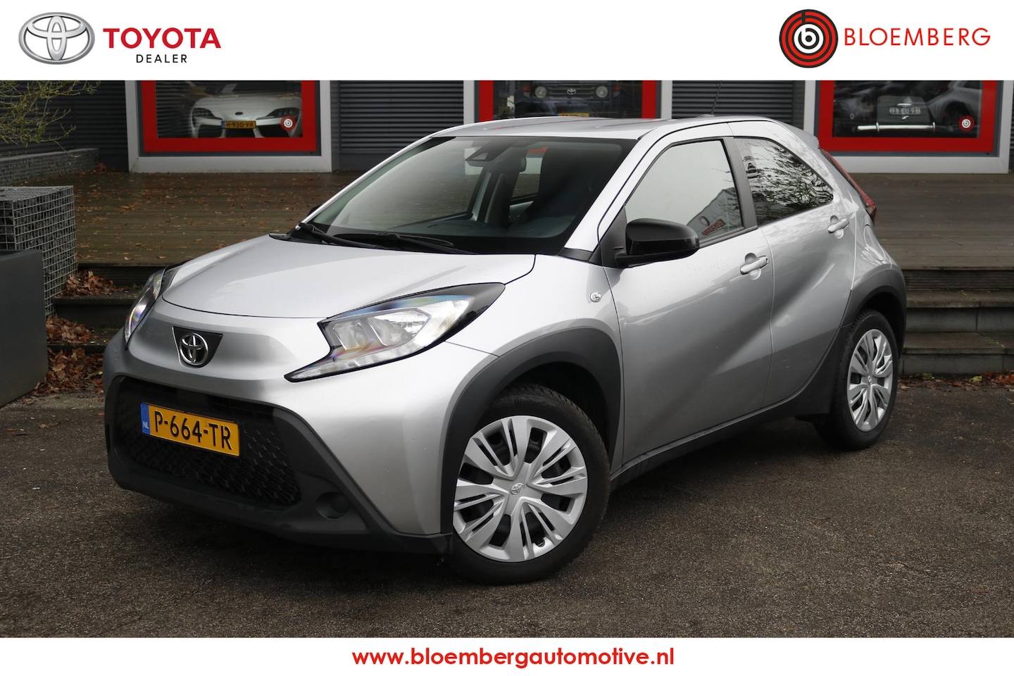 Toyota Aygo X - 1.0 VVT-i MT play 1.0 VVT-i MT Play - AutoWereld.nl