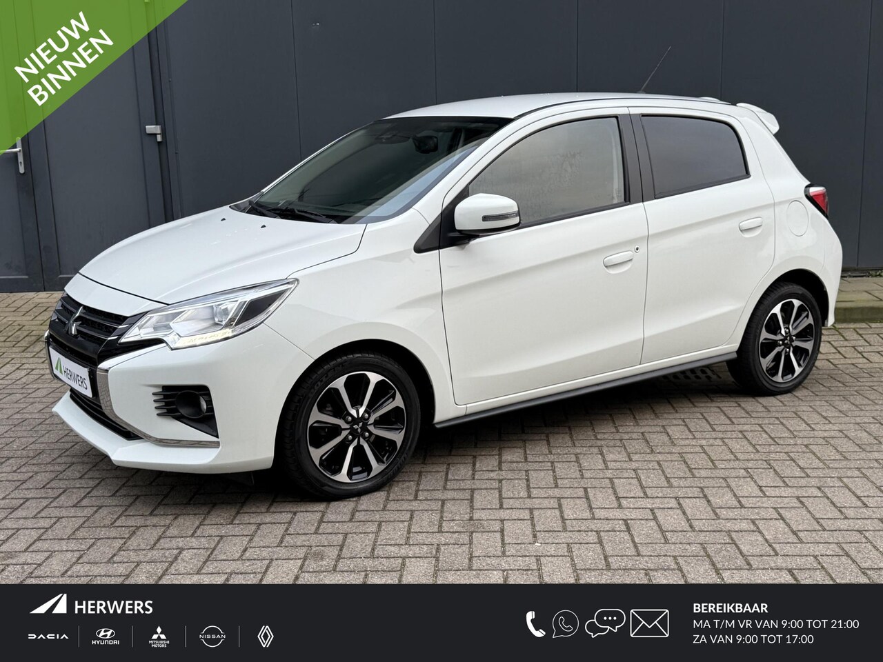 Mitsubishi Space Star - 1.2 Instyle Automaat / Cruise Control / DAB / Climate Control / Stoelverwarming / Keyless - AutoWereld.nl