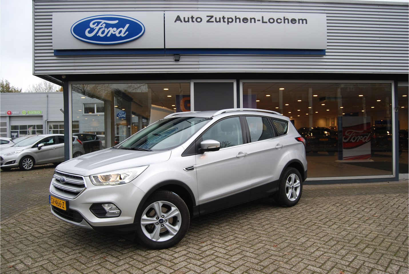 Ford Kuga - 1.5 EcoBoost Trend Ultimate NL AUTO | NAVI | APPLE/ANDROID | TREKHAAK 1800KG | WINTERBANDE - AutoWereld.nl