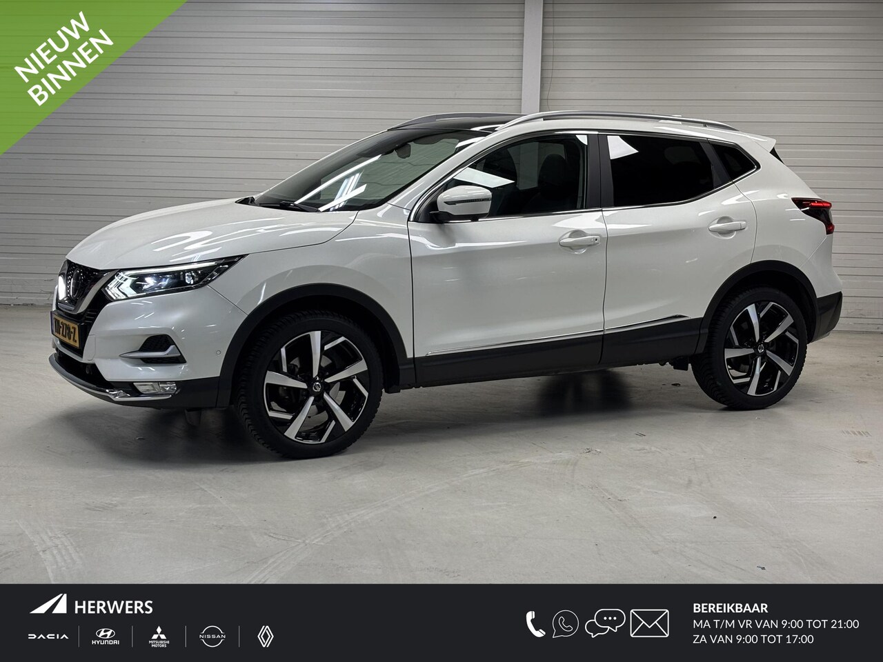 Nissan Qashqai - 1.6 Tekna / Premium kleur / Panorama dak / Automatische airco / Voorstoelen verwarmd / Ron - AutoWereld.nl