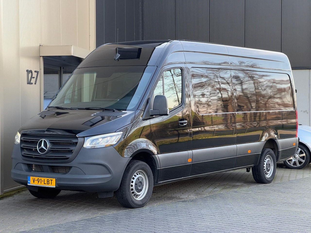 Mercedes-Benz Sprinter - 319 1.9 CDI L3H2|RWD|LED|trekhaak - AutoWereld.nl