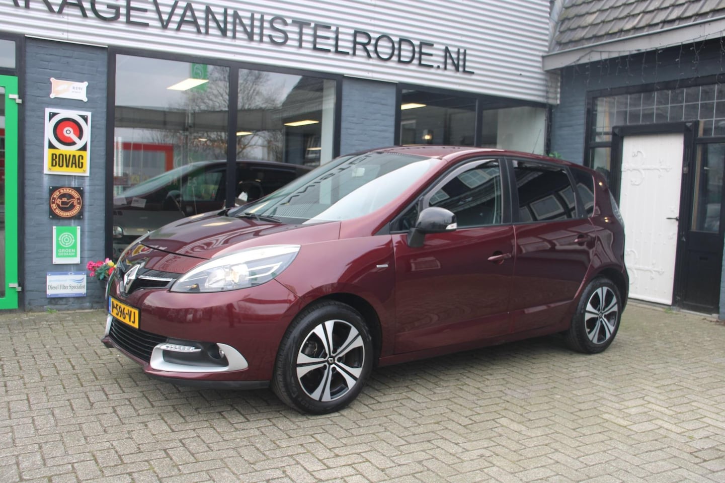 Renault Scénic - 1.6 16v Limited - AutoWereld.nl