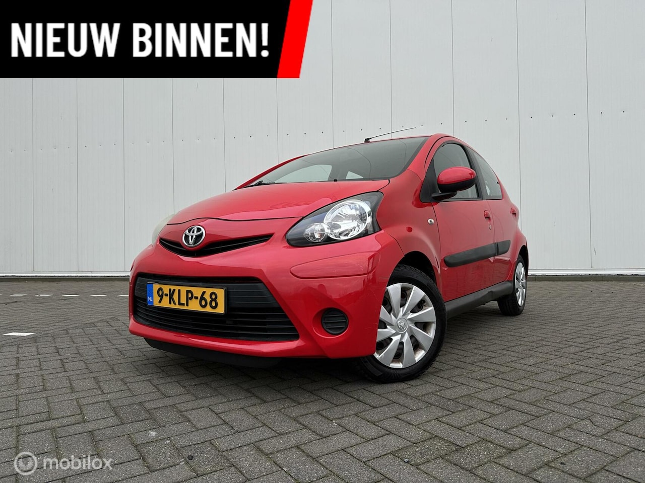 Toyota Aygo - 1.0 VVT-i Aspiration Airco Bluetooth Lage km's - AutoWereld.nl