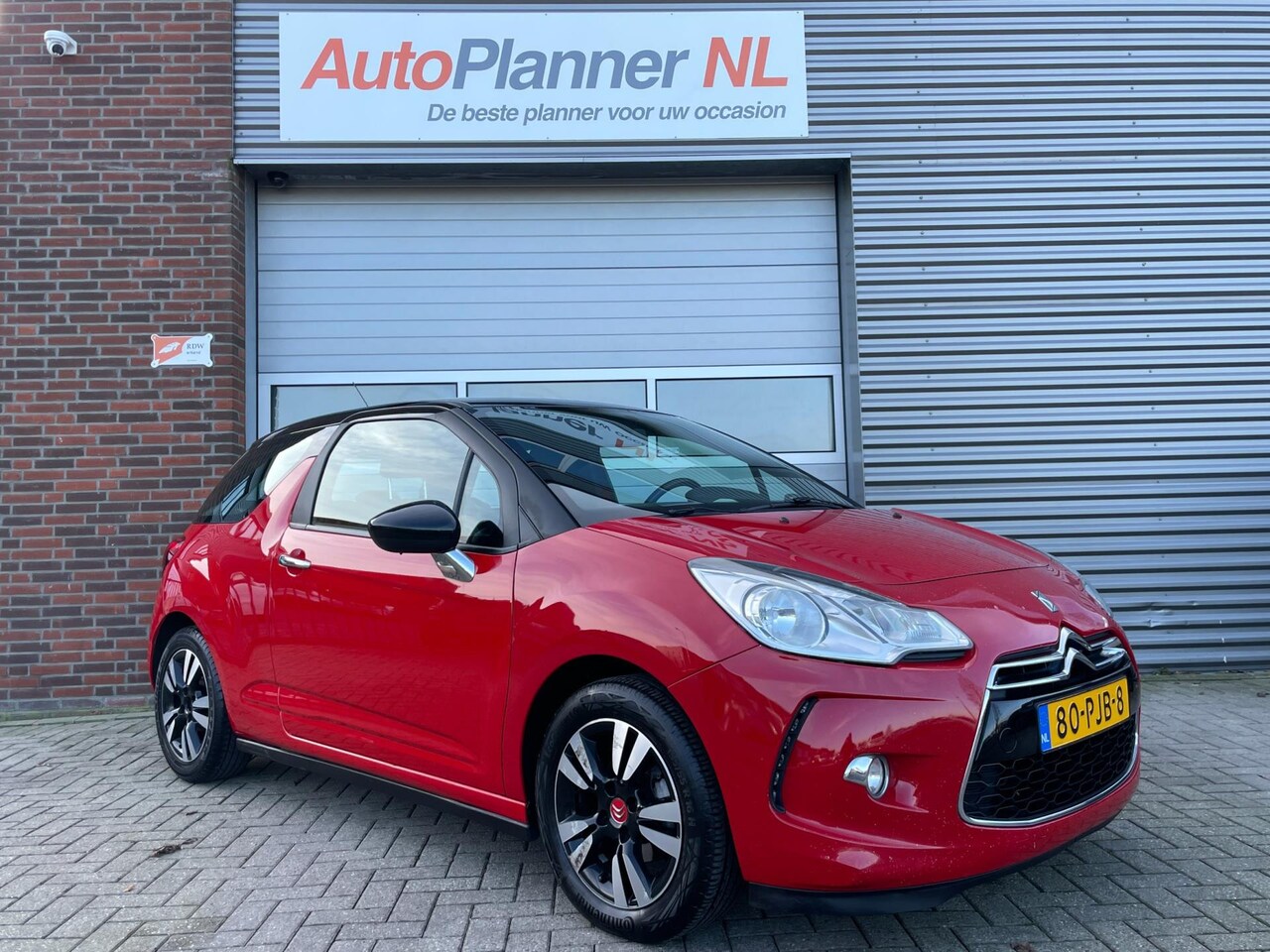 Citroën DS3 - 1.4 Chic! Airco! Cruise! Nieuwe APK! - AutoWereld.nl