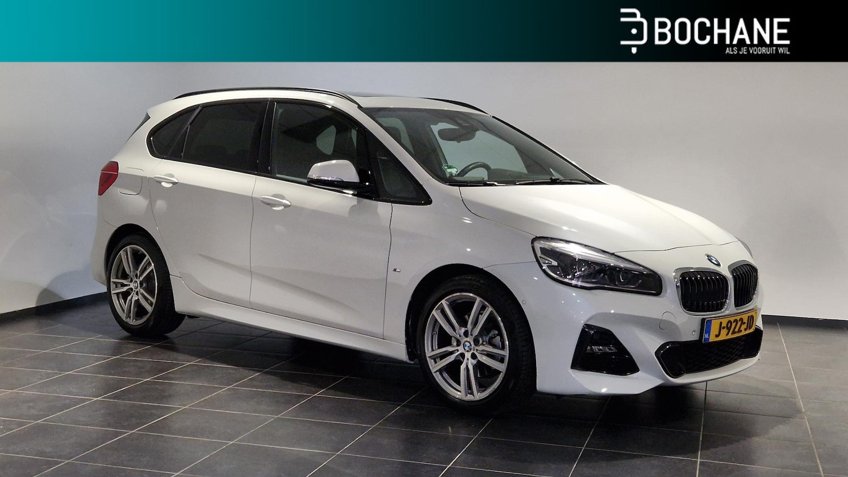 BMW 2-serie Active Tourer - 218i High Executive M-Sport | Panoramadak | Leder - AutoWereld.nl