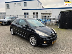 Peugeot 207 - 1.4-16V Color-line