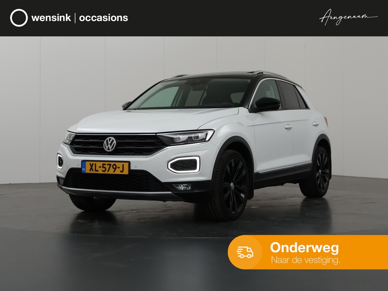 Volkswagen T-Roc - 1.5 TSI Sport | Panoramadak | Navigatie | Parkeercamera | Stoelverwarming | Cruise Control - AutoWereld.nl