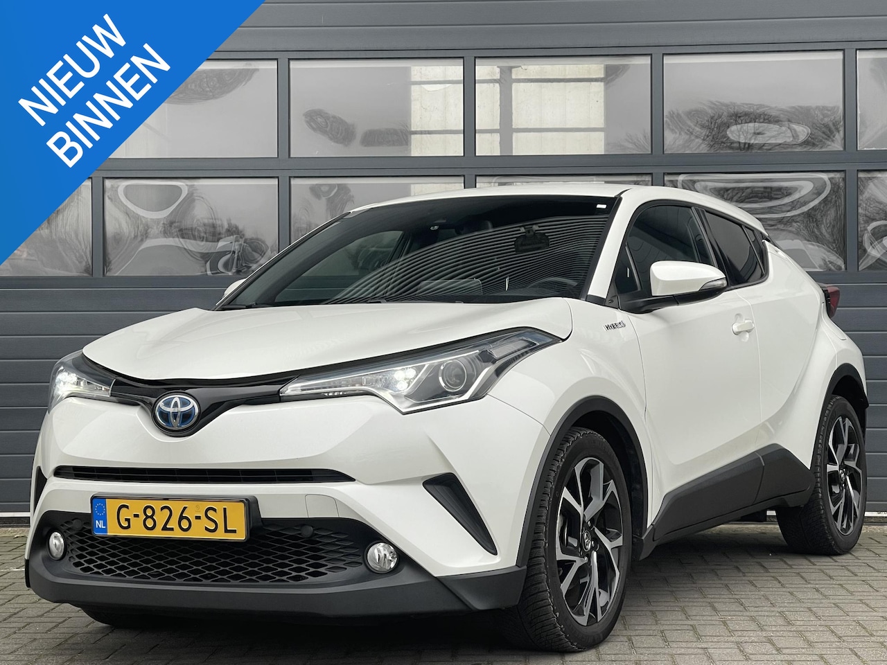 Toyota C-HR - 1.8 HYBRID DYNAMIC I AUTOMAAT I ADAPTIVE CRUISE CONTROL I NAVIGATIE I ACHTERUITRIJCAMERA - AutoWereld.nl