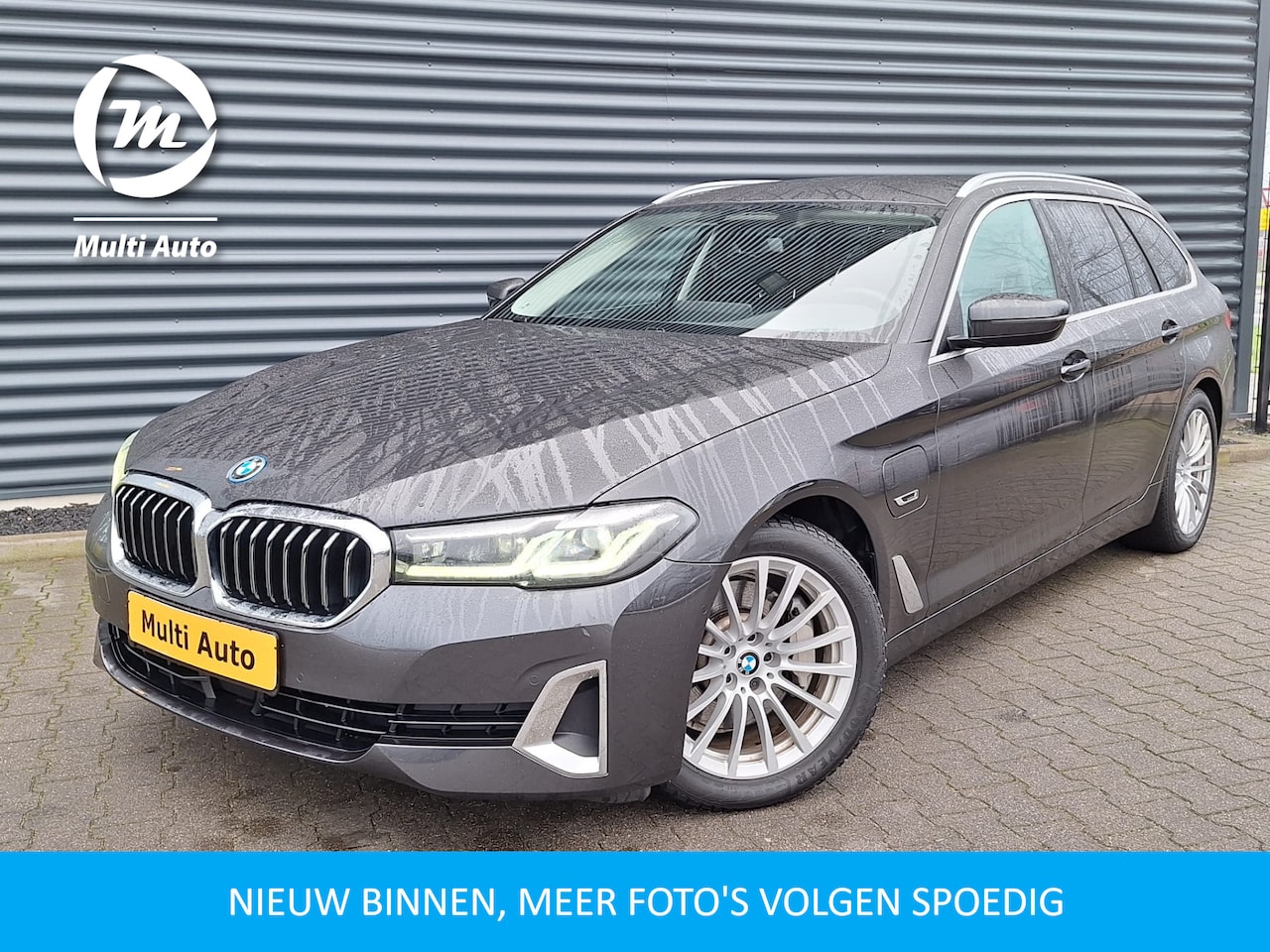 BMW 5-serie Touring - BMW 5-serie Touring 530e xDrive Sportline Plug In Hybrid PHEV | Carplay | Trekhaak af Fabr - AutoWereld.nl