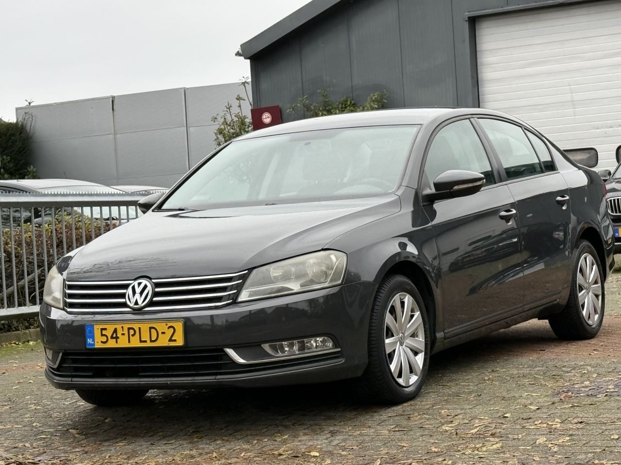 Volkswagen Passat - 1.6 TDI - AutoWereld.nl