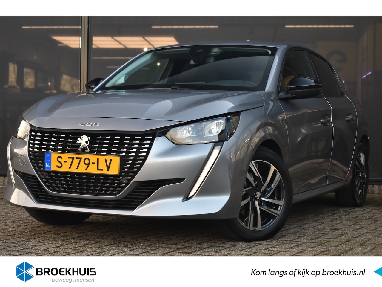 Peugeot 208 - 1.2 PureTech Allure 100pk Automaat | Navigatie | Achteruitrijcamera | Full-LED | 16"LMV | - AutoWereld.nl