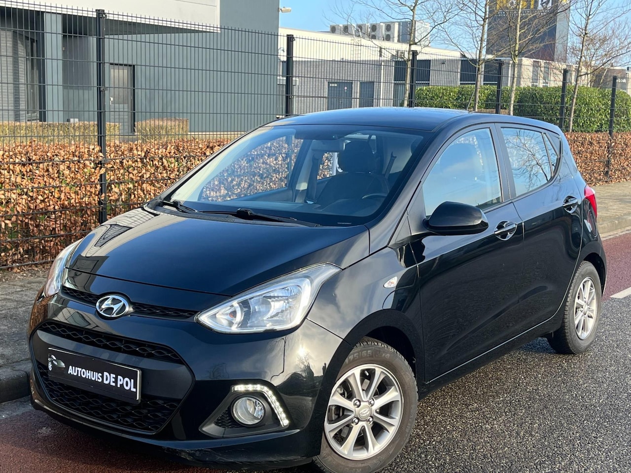 Hyundai i10 - 1.0i i-Motion Comfort Plus Cruise-control Airco Led-verlichting - AutoWereld.nl