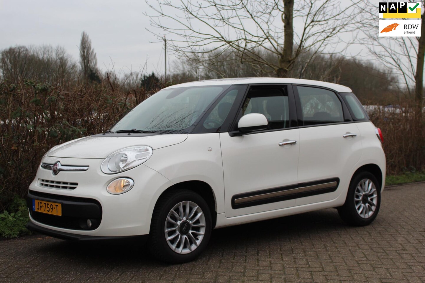 Fiat 500 L - 0.9 TwinAir Lounge *PANO *NAVI *CRUISE - AutoWereld.nl