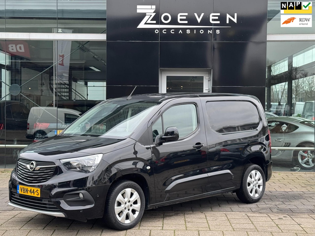 Opel Combo - 1.5D L1H1 Innovation 1.5D L1H1 Innovation - AutoWereld.nl