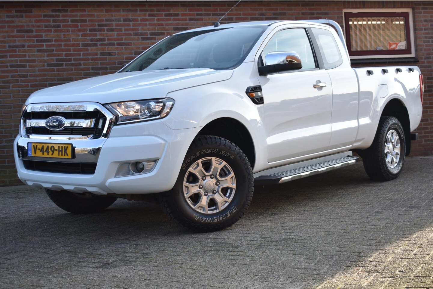 Ford Ranger - 2.2 TDCi XLT Supercab 3.55 '17 Airco BTW - AutoWereld.nl