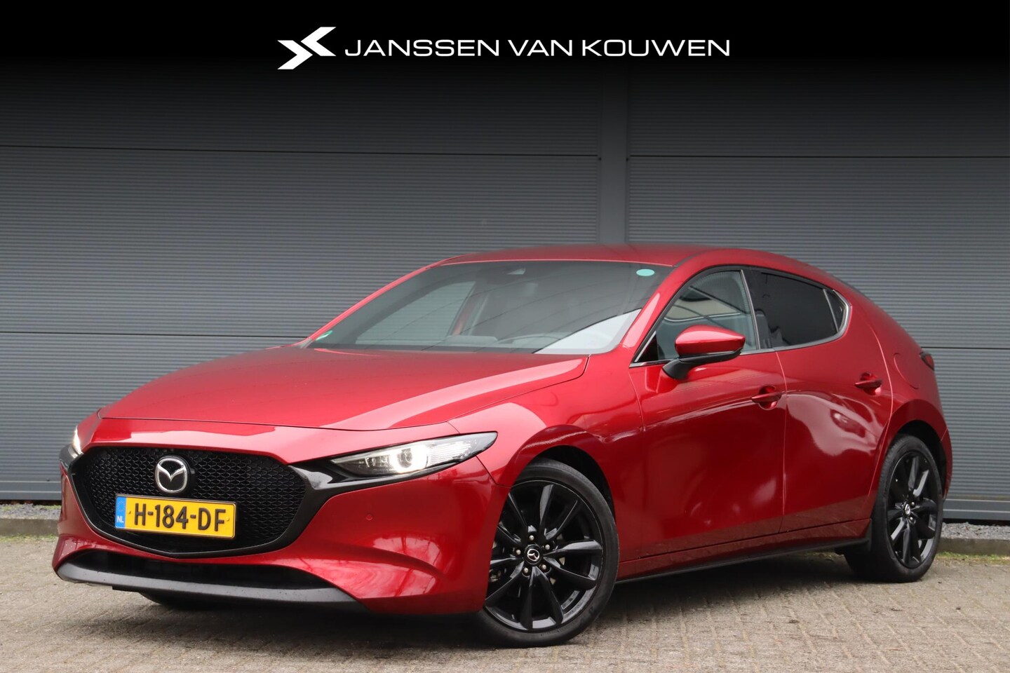 Mazda 3 - 2.0 e-SkyActiv-X M Hybrid 180 Luxury / Automaat / Leder / Stuur- Stoelverwarming / - AutoWereld.nl