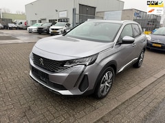 Peugeot 3008 - 1.2 PureTech Allure, Automaat, Navi, 12mnd Garantie