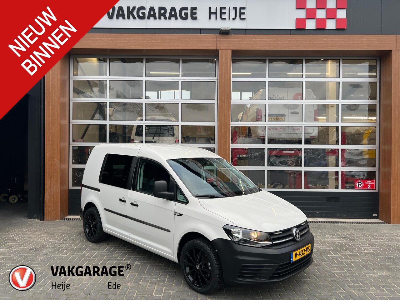 Volkswagen Caddy - 1.4 TSI L1H1 BMT Trendline Trekhaak | DSG-Automaat | Apple CarPlay | Cruise Control | 17 I - AutoWereld.nl