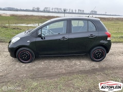 Toyota Yaris - 1.0 VVTi Cool 5 deurs