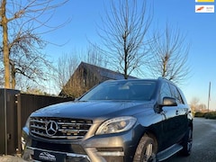 Mercedes-Benz ML-klasse - 350 BLUETEC 4MATIC AMG-pakket, Onderhoudshistorie aanwezig