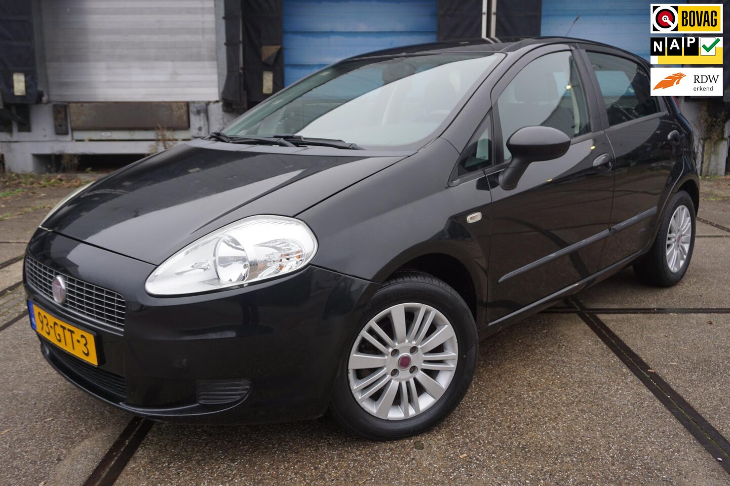 Fiat Grande Punto - 1.4 Dynamic * Airco * Cruise * - AutoWereld.nl