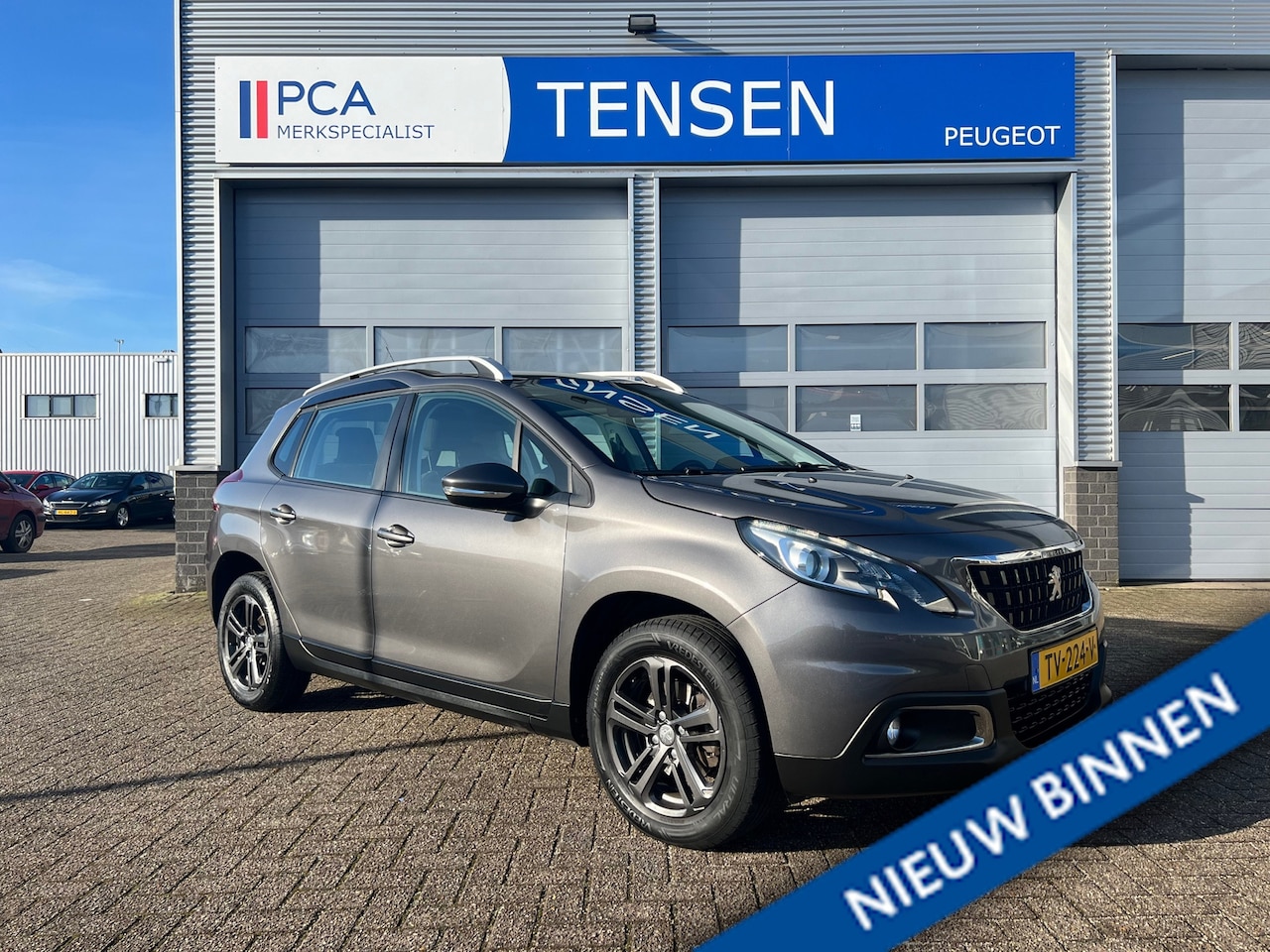 Peugeot 2008 - 1.2 110PK Blue Lion | Automaat | Navigatie | Parkeersensoren Panoramadak | - AutoWereld.nl