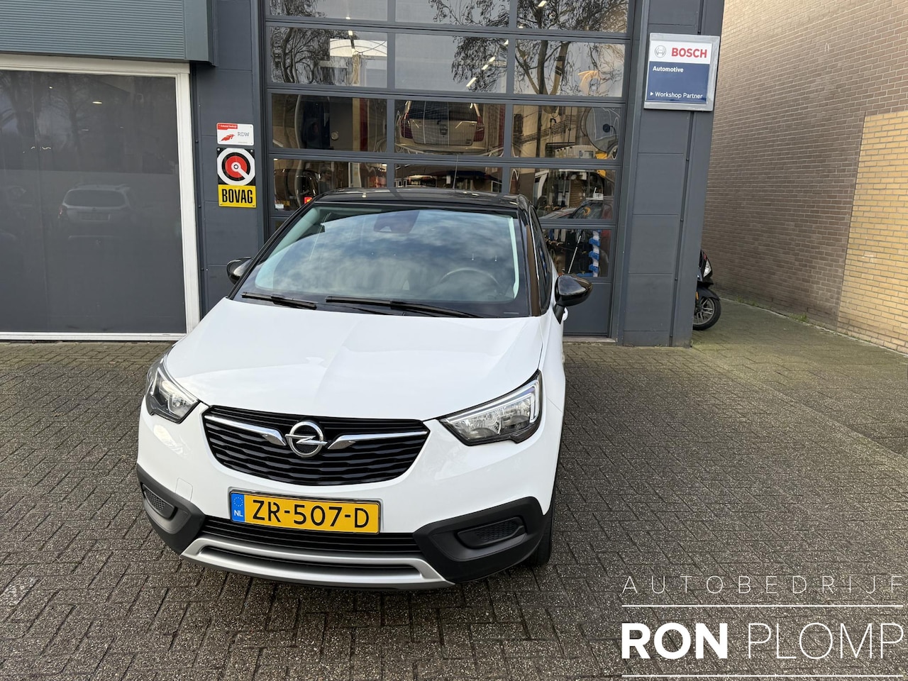 Opel Crossland X - 1.2 Turbo 120 Jaar Edition / Airco/ Apple Carplay/Android Auto/ Cruise/ LED/ LMV - AutoWereld.nl