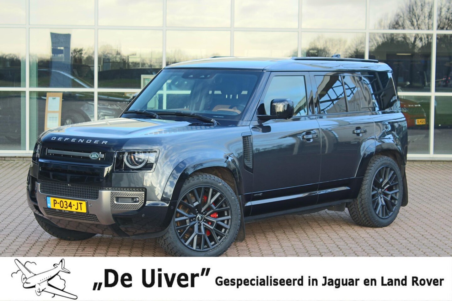 Land Rover Defender 110 - 2.0 P400e 110 X Pano | Head-Up | 22 Inch | Stoelkoeling/verwarming | ACC | Koelbox | 4-zon - AutoWereld.nl