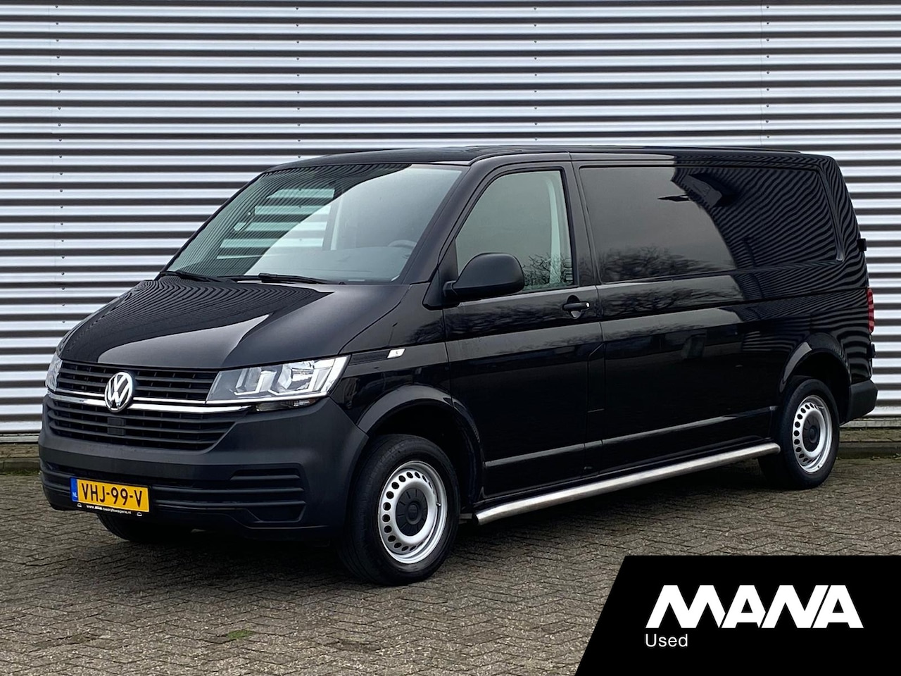 Volkswagen Transporter - 2.0 TDI L2H1 110PK Airco Sidebars Trekhaak Bluetooth Start/Stop Bijrijdersbank 12V - AutoWereld.nl