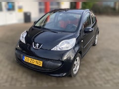 Peugeot 107 - Urban Move 1.0, airco, carplay, apk, beurt 3mnd gar