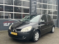 Renault Scénic - 1.6-16V Business L. Panorama Ecc Pdc Trekhaak 1.Eigenaar