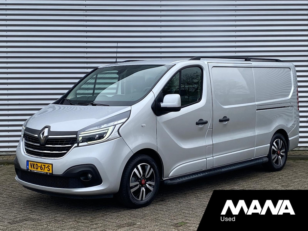 Renault Trafic - 2.0 dCi 145PK T29 L2H1 LED LM velgen 2X schuif Sidesteps Trekhaak Sensoren Navi Car-Play B - AutoWereld.nl