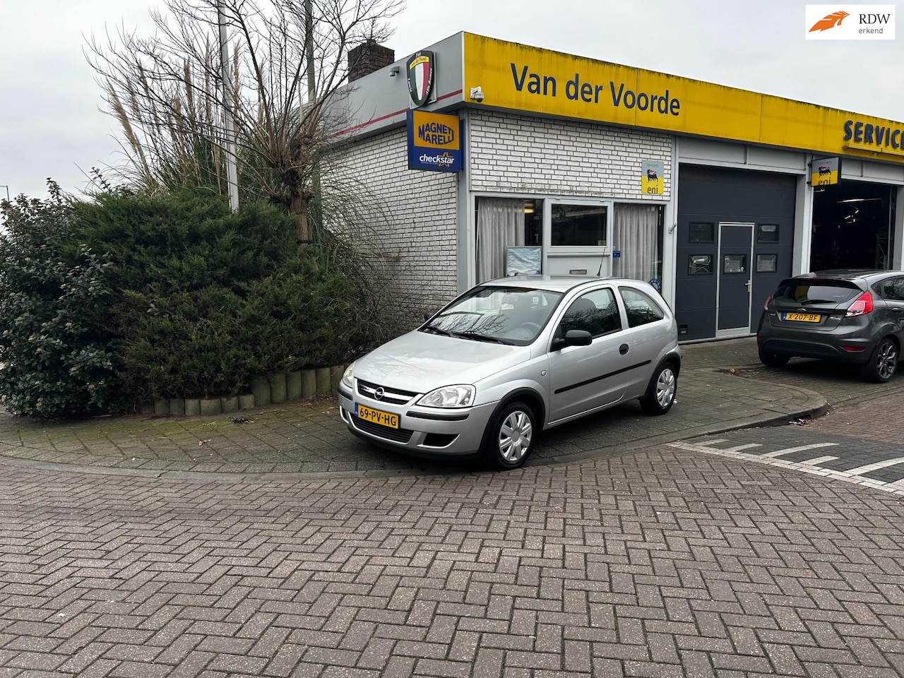 Opel Corsa - 1.0-12V Rhythm 1.0-12V Rhythm - AutoWereld.nl