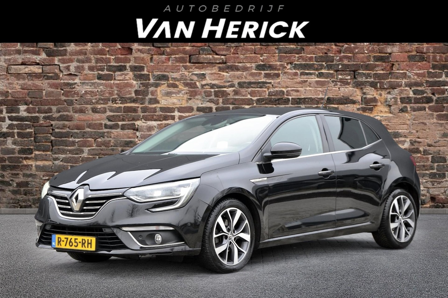 Renault Mégane - 1.2 TCe Bose 132PK| Half leder/stof | Head-up | Groot Scherm | Camera | - AutoWereld.nl