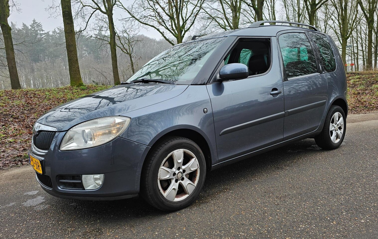 Skoda Roomster - 1.6-16V Climate Control Sportvelgen - AutoWereld.nl