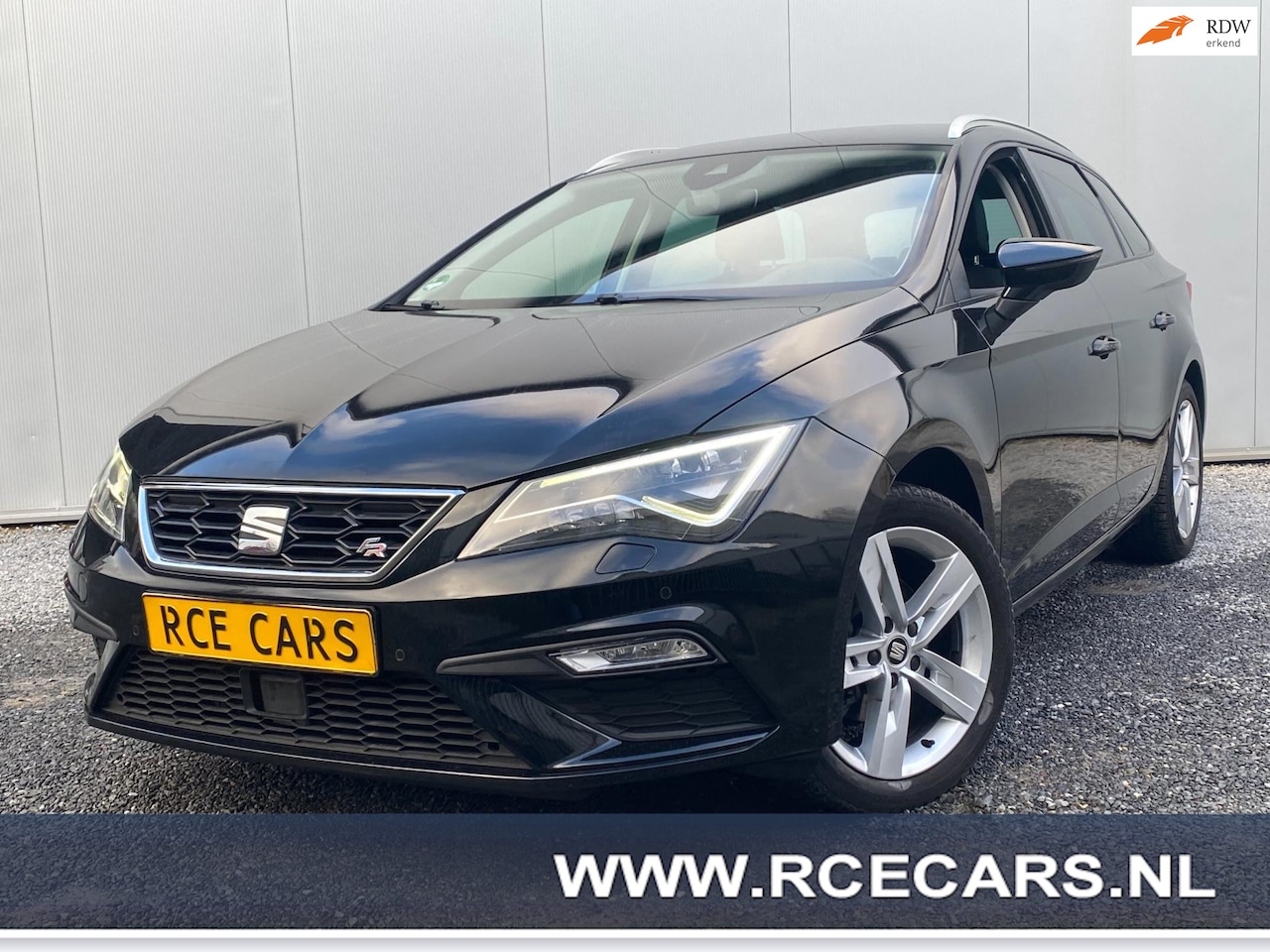 Seat Leon ST - 1.5 FR Sportstourer DSG |Virtual| Schakelfl|Carplay|Camera|PDC|Front assist|Keyless Go| - AutoWereld.nl