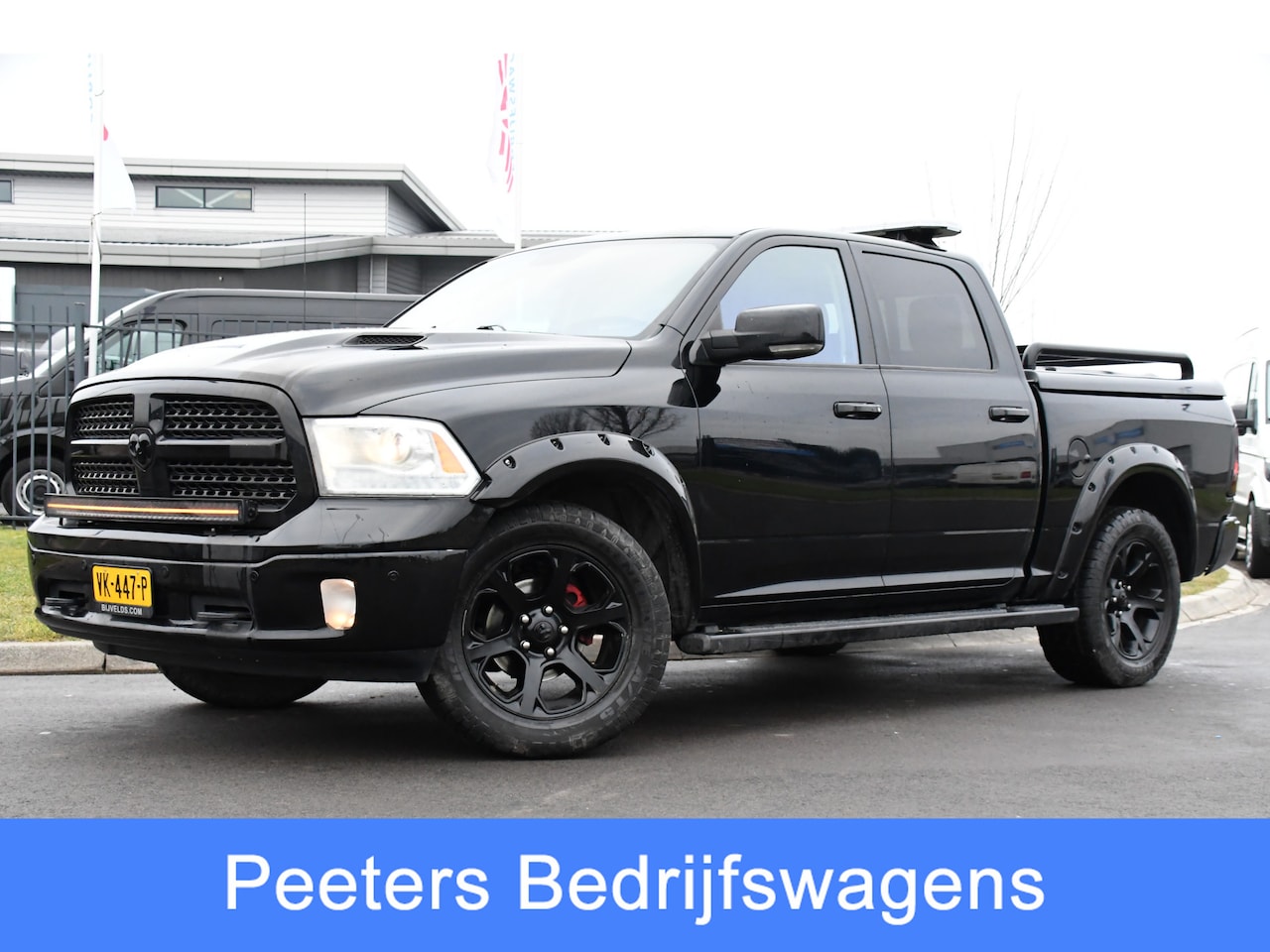 Dodge Ram 1500 - 5.7 V8 4x4 Quad Cab 6'4 Sport Black Edition Camera, Cruise, Automaat, Multimedia, 402PK, 4 - AutoWereld.nl