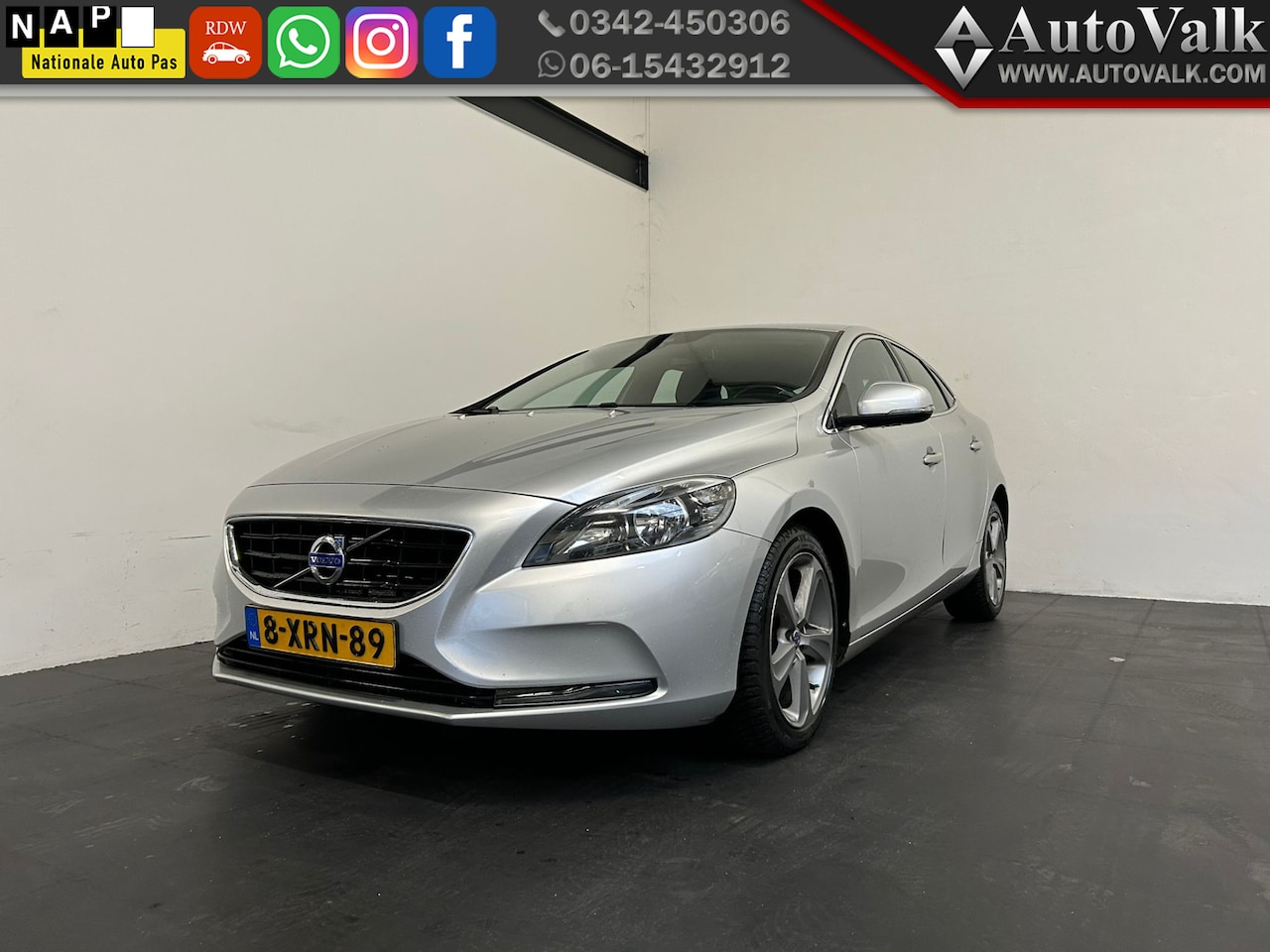 Volvo V40 - 1.6 D2 R-Design Business 1.6 D2 R-Design Business - AutoWereld.nl