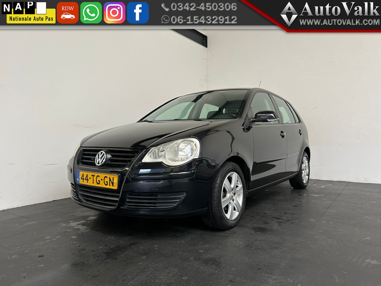 Volkswagen Polo - 1.2-12V Optive. Cruise. Airco! - AutoWereld.nl