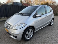 Mercedes-Benz A-klasse - 180 CDI Autom/Tiptr Elegance Stoelverw/Airco/Halfleer