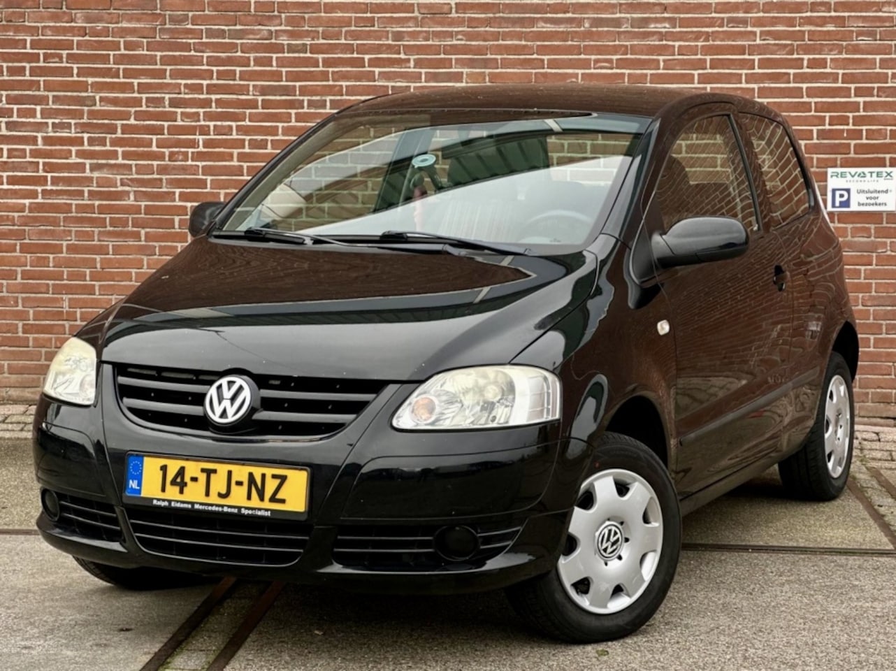 Volkswagen Fox - 1.4 Trendl |Stuurbkr |Zuinig |Nwe APK - AutoWereld.nl