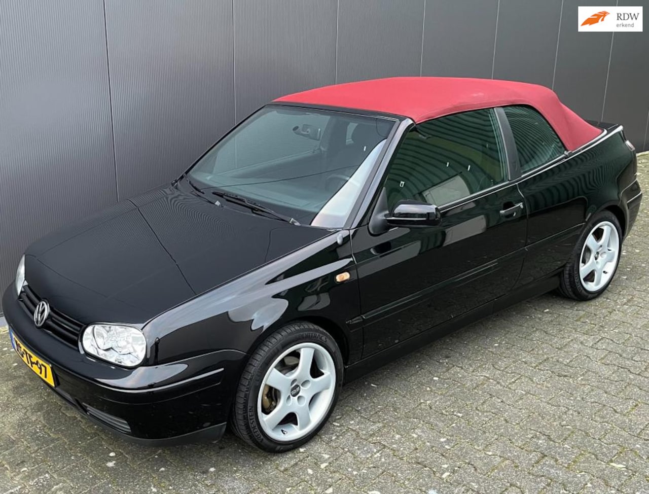 Volkswagen Golf Cabriolet - 1.8 Trendline 1.8 Trendline - AutoWereld.nl